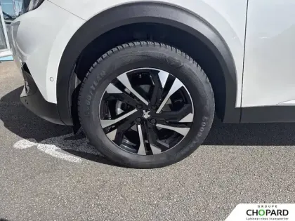 Photo 20 Peugeot 2008  PureTech 130 S&S EAT8
