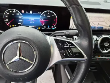 Photo 15 Mercedes Classe B  180 7G-DCT