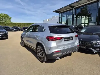 Photo 6 Mercedes GLA  200 d 8G-DCT