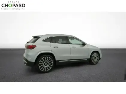 Photo 41 Mercedes GLA  200 d 8G-DCT