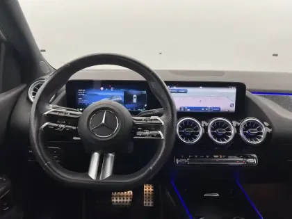 Photo 44 Mercedes Classe B  200 d 8G-DCT