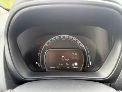 Photo 11 Toyota Aygo 1.0 VVT-i 72 Dynamic