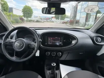 Photo 10 Toyota Aygo 1.0 VVT-i 72 Dynamic