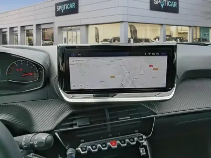 Photo 21 Peugeot 2008  PureTech 100 S&S BVM6 Active