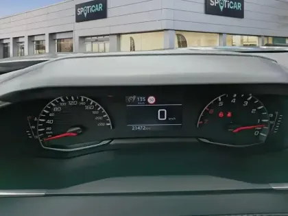 Photo 20 Peugeot 2008  PureTech 100 S&S BVM6 Active