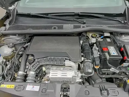 Photo 6 Peugeot 2008  PureTech 100 S&S BVM6 Active