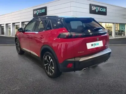 Photo 29 Peugeot 2008  PureTech 130 S&S EAT8 GT