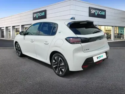 Photo 29 Peugeot 208  Electrique 136ch 50 kWh Allure