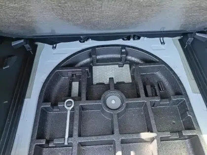 Photo 26 Jeep Renegade  1.5 Turbo T4 130 ch BVR7 e-Hybrid Summit