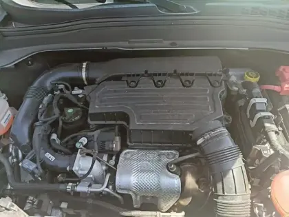 Photo 6 Jeep Renegade  1.5 Turbo T4 130 ch BVR7 e-Hybrid Summit