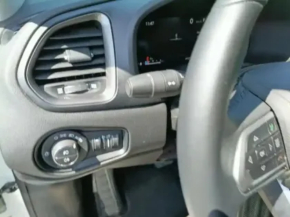 Photo 16 Jeep Renegade  1.5 Turbo T4 130 ch BVR7 e-Hybrid Summit