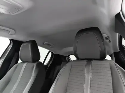 Photo 24 Peugeot 208  PureTech 100 S&S BVM6 Allure Pack