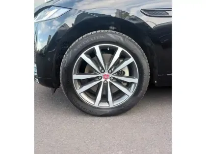 Photo 40 Jaguar F-Pace 2.0 - P400E PHEV AWD BVA8