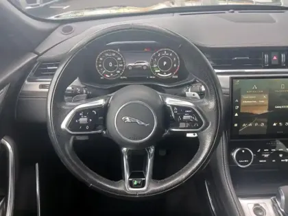 Photo 51 Jaguar F-Pace 2.0 - P400E PHEV AWD BVA8