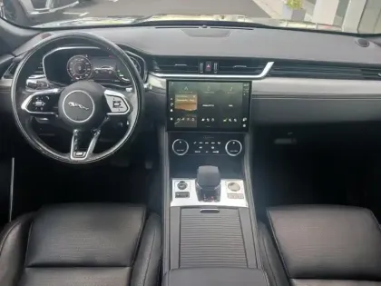 Photo 50 Jaguar F-Pace 2.0 - P400E PHEV AWD BVA8