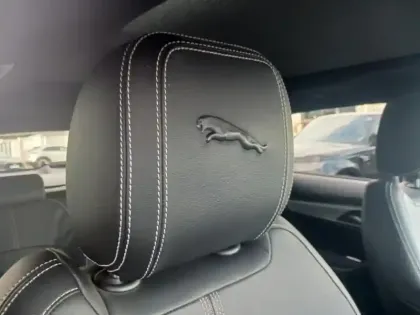 Photo 48 Jaguar F-Pace 2.0 - P400E PHEV AWD BVA8