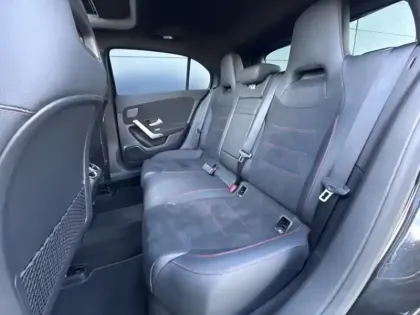 Photo 14 Mercedes Classe A 180 AMG Line
