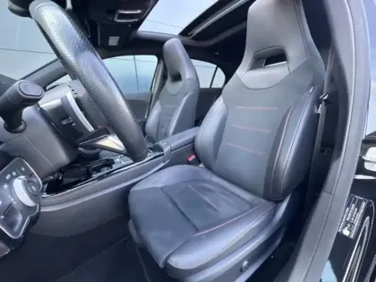Photo 16 Mercedes Classe A 180 AMG Line