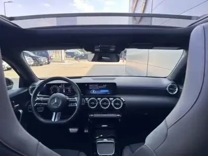 Photo 10 Mercedes Classe A 180 AMG Line