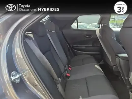 Photo 6 Toyota C-HR  1.8 Hybride 140ch Design MY25