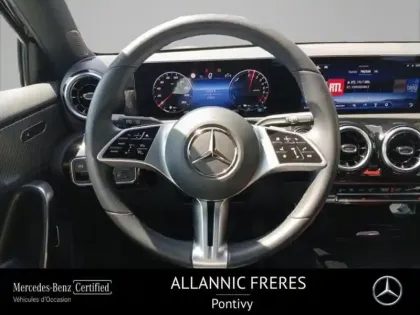 Photo 9 Mercedes Classe A  250 e 163+109ch Progressive Line 8G-DCT