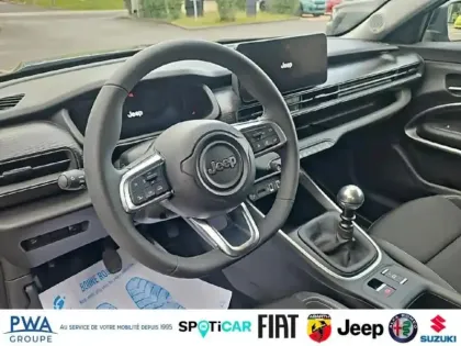Photo 11 Jeep Avenger  1.2 Turbo T3 100ch Altitude +