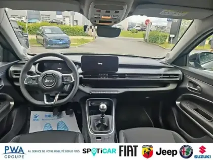 Photo 7 Jeep Avenger  1.2 Turbo T3 100ch Altitude +