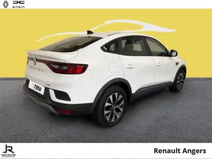 Photo 12 Renault Arkana  1.6 E-Tech 145ch Zen
