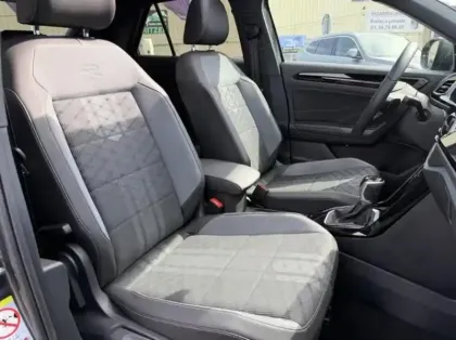 Photo 8 Volkswagen T-roc  1.5 TSI Evo2 150ch R-Line DSG7