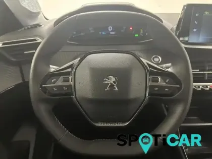 Photo 7 Peugeot 208  e- 136ch Like