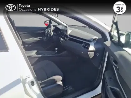 Photo 5 Toyota C-HR  1.8 Hybride 122ch Dynamic Ultimate E-CVT