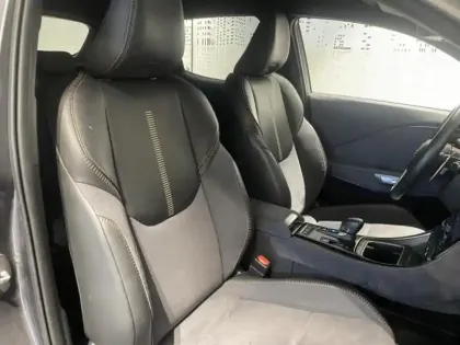 Photo 14 Lexus Lbx  1.5 136ch Cool 2WD Pack Advanced