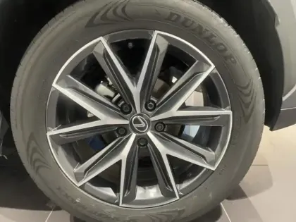 Photo 8 Lexus Lbx  1.5 136ch Cool 2WD Pack Advanced