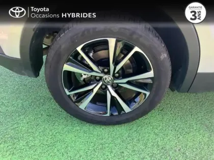Photo 23 Toyota C-HR  2.0 Hybride 200ch Design MY25