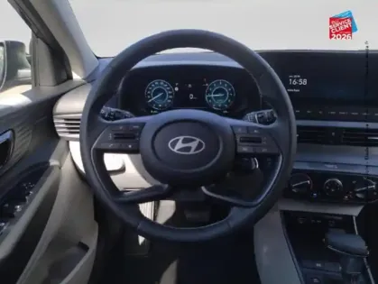 Photo 11 Hyundai I20  T-GDi 90 Intuitive DCT-7 GPS Carplay Radar Caméra de recul