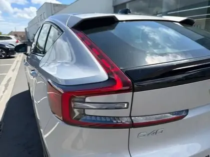 Photo 7 Volvo C40  Recharge 231ch Start