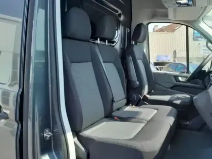 Photo 6 Volkswagen Crafter  Fg 35 L3H3 2.0 TDI 140ch Business Traction BVA8
