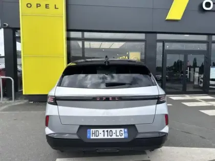 Photo 5 Opel Grandland  1.2 Turbo Hybrid 145ch Edition e-DCT6