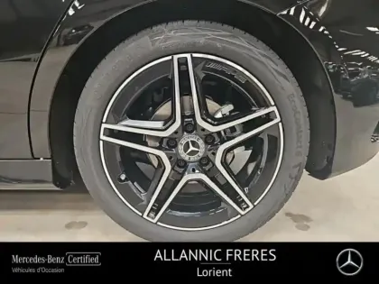 Photo 13 Mercedes Classe A  200 d 150ch AMG Line 8G-DCT