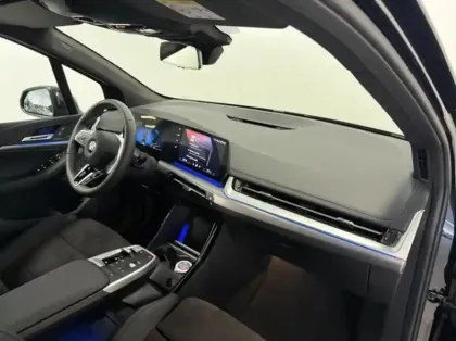 Photo 7 BMW Serie 2 Série 2 ActiveTourer 218d 150ch M Sport DKG7