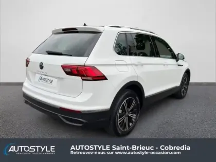 Photo 6 Volkswagen Tiguan  2.0 TDI 150ch Life Plus DSG7