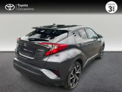 Photo 6 Toyota C-HR  122h Graphic 2WD E-CVT