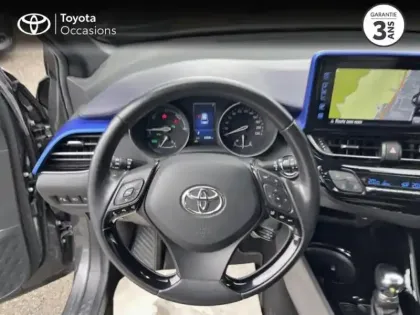 Photo 12 Toyota C-HR  122h Graphic 2WD E-CVT