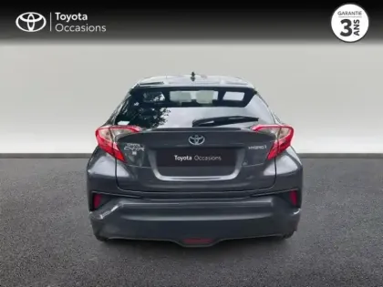 Photo 7 Toyota C-HR  122h Graphic 2WD E-CVT