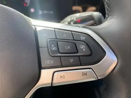 Photo 14 Volkswagen Tiguan  1.5 eHybrid 204ch Elegance DSG6