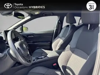 Photo 11 Toyota C-HR  1.8 Hybride 122ch Design Pack Techno