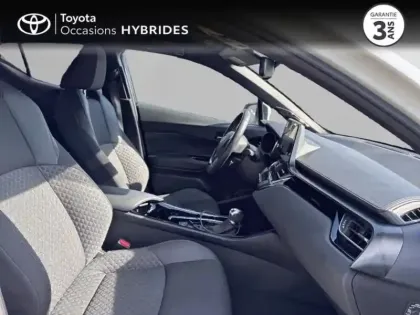 Photo 5 Toyota C-HR  1.8 Hybride 122ch Design Pack Techno