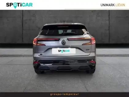 Photo 5 Renault Austral  1.2 E-Tech full hybrid 200ch Iconic- 24