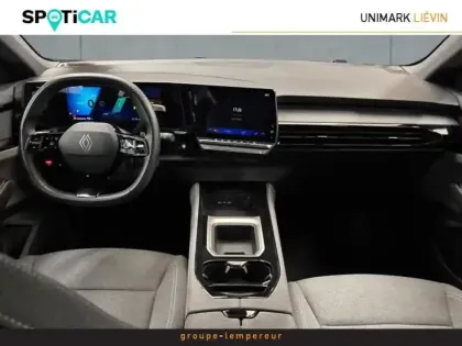 Photo 10 Renault Austral  1.2 E-Tech full hybrid 200ch Iconic- 24