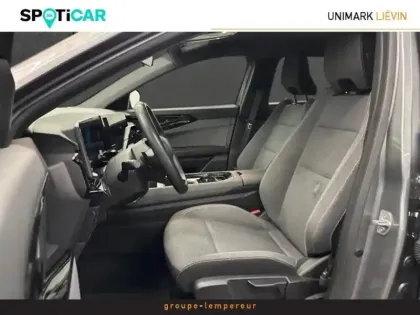 Photo 8 Renault Austral  1.2 E-Tech full hybrid 200ch Iconic- 24